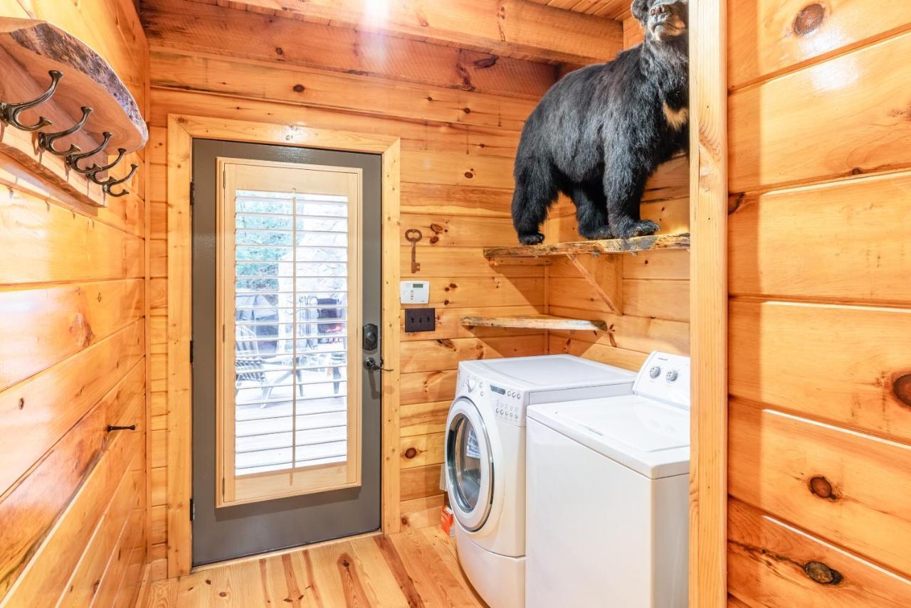 Iron Mountain Lodge - Beautiful Cabin With Forest & Mountain Views! Butler Extérieur photo