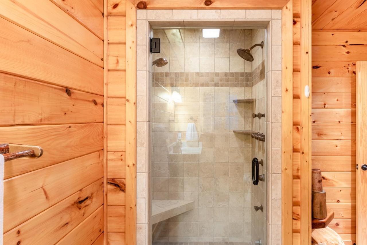 Iron Mountain Lodge - Beautiful Cabin With Forest & Mountain Views! Butler Extérieur photo