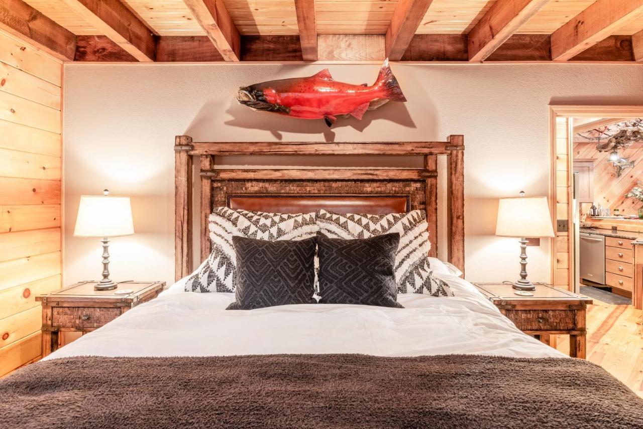 Iron Mountain Lodge - Beautiful Cabin With Forest & Mountain Views! Butler Extérieur photo