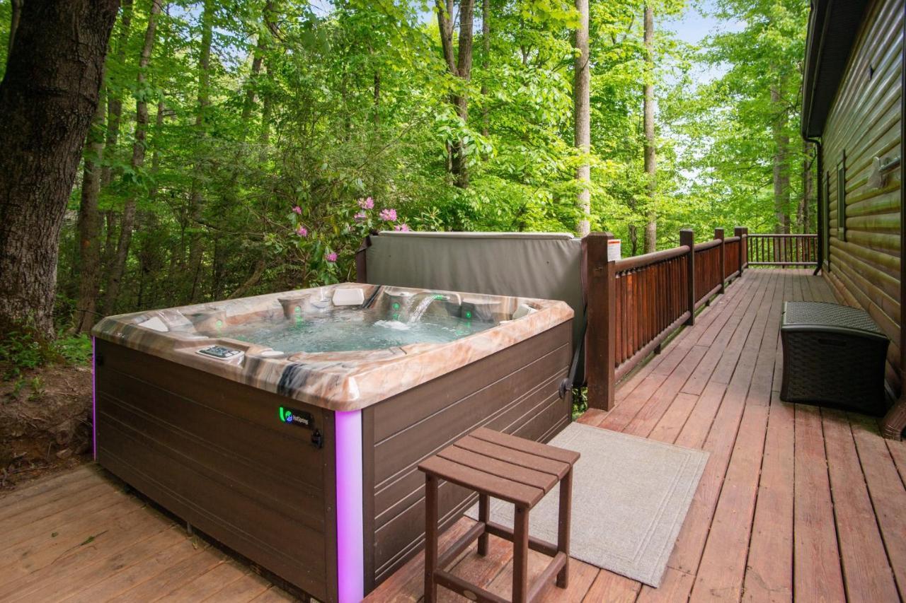 Iron Mountain Lodge - Beautiful Cabin With Forest & Mountain Views! Butler Extérieur photo