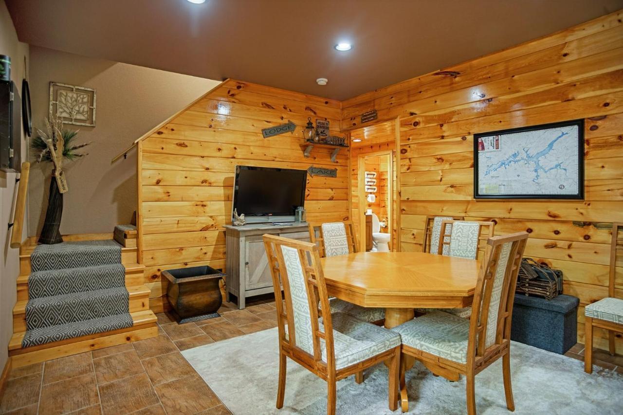 Iron Mountain Lodge - Beautiful Cabin With Forest & Mountain Views! Butler Extérieur photo