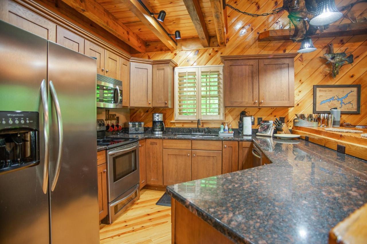 Iron Mountain Lodge - Beautiful Cabin With Forest & Mountain Views! Butler Extérieur photo