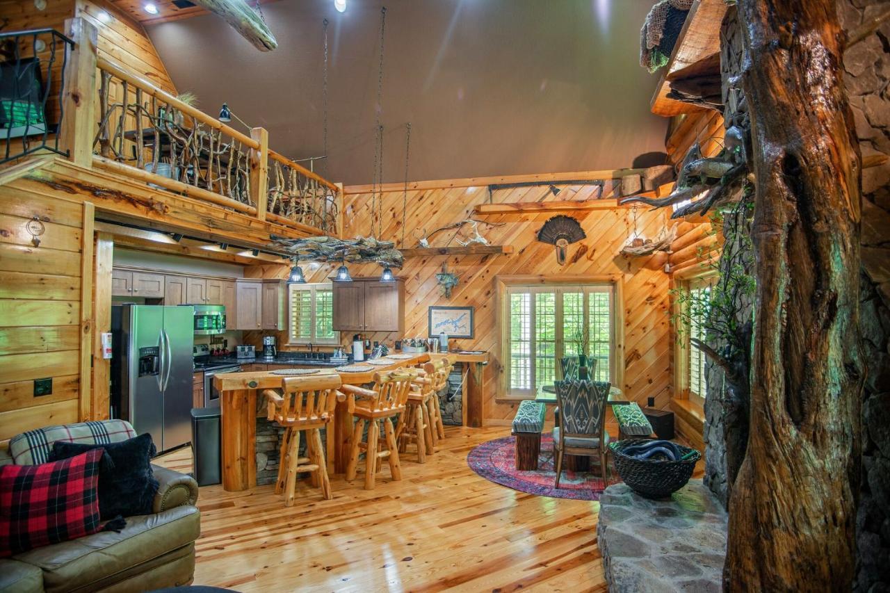 Iron Mountain Lodge - Beautiful Cabin With Forest & Mountain Views! Butler Extérieur photo
