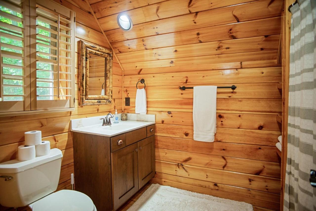 Iron Mountain Lodge - Beautiful Cabin With Forest & Mountain Views! Butler Extérieur photo