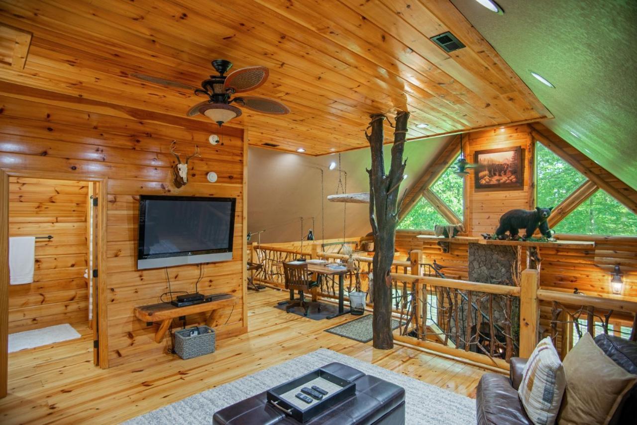 Iron Mountain Lodge - Beautiful Cabin With Forest & Mountain Views! Butler Extérieur photo